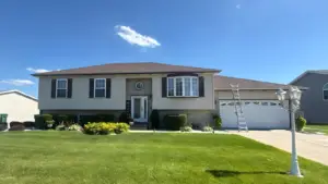 free roof inspection Indiana comparison with paid professional roof inspection for homeowners